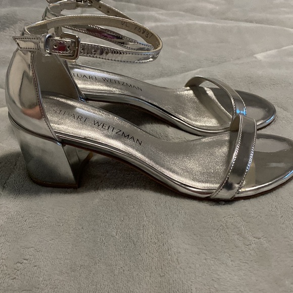 Stuart Weitzman Silver Simple Sandal - Picture 3 of 8